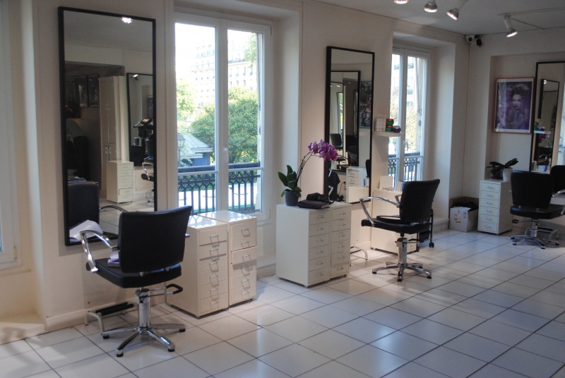 coiffure-GREOLIERES-min_floor-home-office-property-living-room-room-781228-pxhere.com